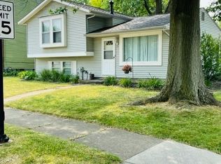 988 Annapolis Ave, Akron, OH 44310