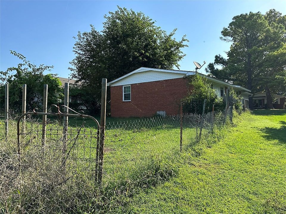 115 N 10th St, Okemah, OK 74859 Zillow