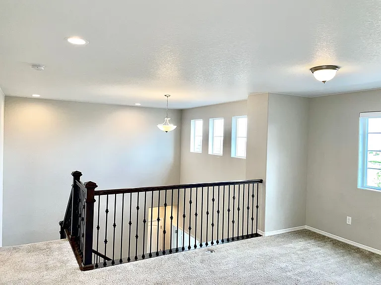 5758 Griffin Dr — Photo 25