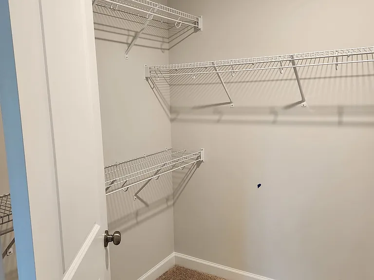 290 Gregory Village Dr — Photo 24