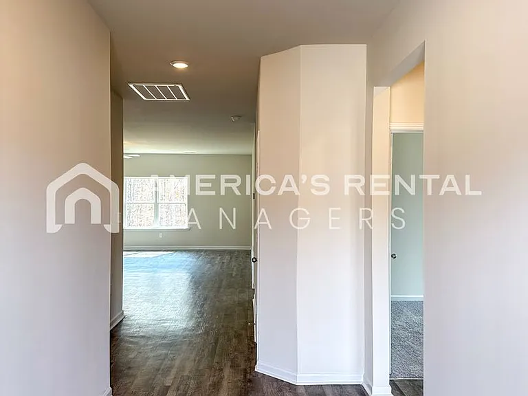 4541 Morgan Dr — Photo 6