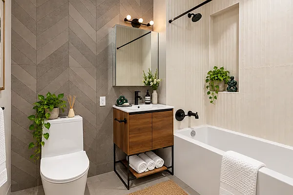 Bathroom, photo 2