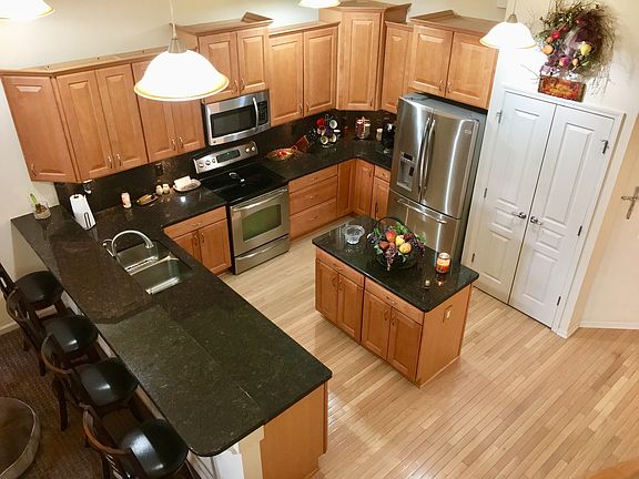 5th image of 816 Knolls Landing Dr #1