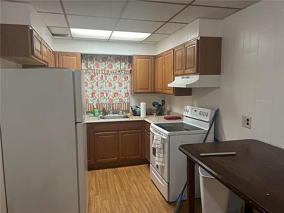 4th image of 45 Malvern St