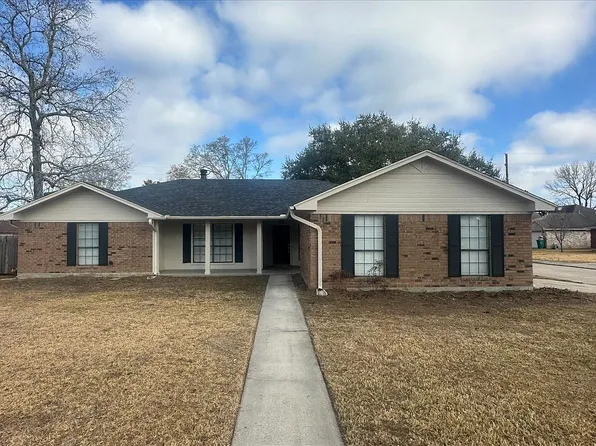 4304 Highland Ave, Orange, TX 77632