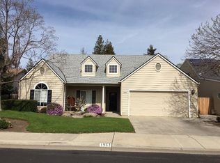 1963 Menlo Ave, Clovis, CA 93611