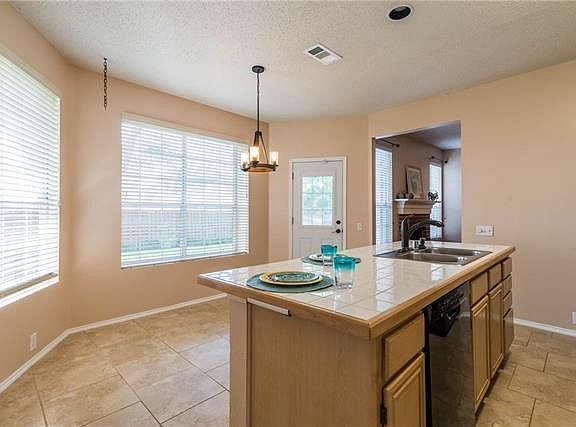 5th image of 3409 Canyon View Ct
