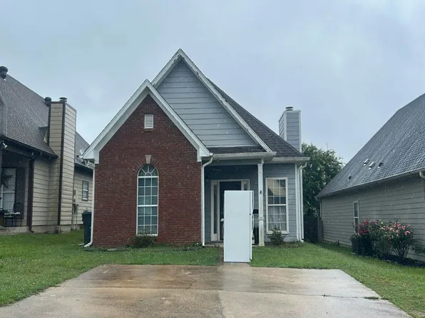 126 Charlton Ln, Calera, AL 35040