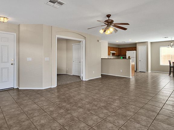 3rd image of 2699 E Cowboy Cove Trl