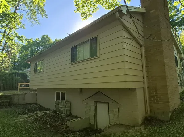 1334 Denton Creek Rd, Beaverton, MI 48612