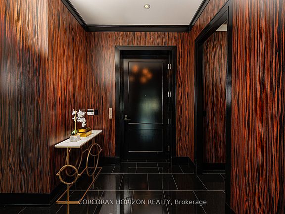 3rd image of 183 Wellington St W #2403