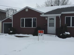 229 Church St, Algoma, WI 54201
