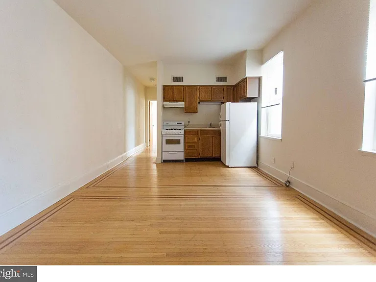 721 Spruce St #1R — Photo 5