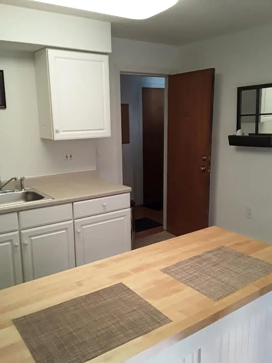 Building Photo - 92 Edwards St #2