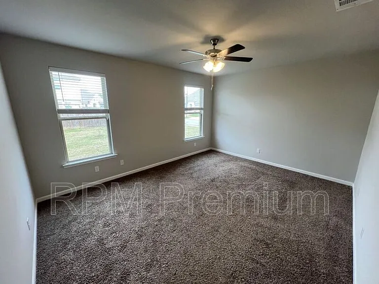 2123 Westfield Ave — Photo 40