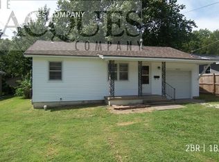 2513 N Kellett Ave, Springfield, MO 65803