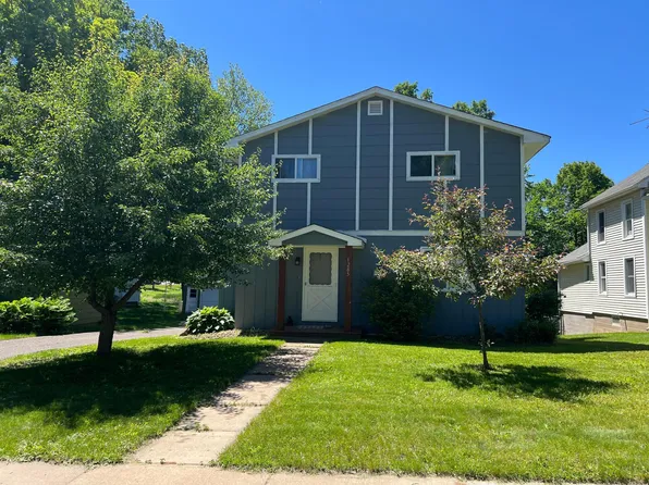 1285 Grove St, Cumberland, WI 54829