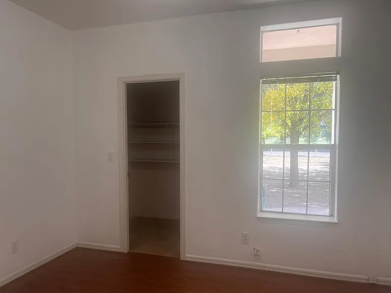 89B Edmundo Rd — Photo 3