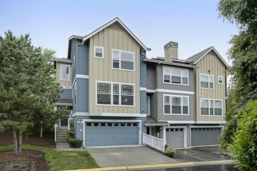 1st image of 16139 NE 90th Way