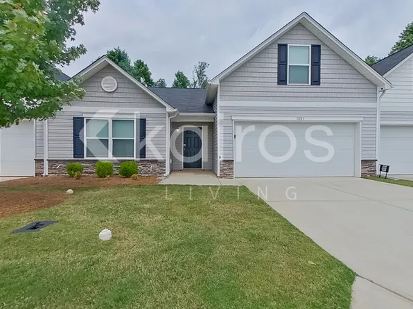 1251 Amberlight Cir, Salisbury, NC 28144