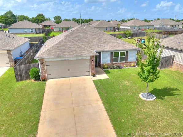 1100 E Richmond St, Broken Arrow, OK 74012