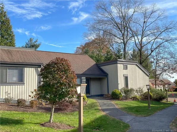 922 Heritage Village #B, Southbury, CT 06488