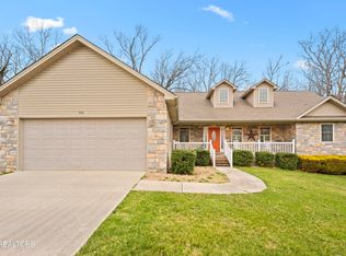 531 Lakeview Dr, Fairfield Glade, TN 38558