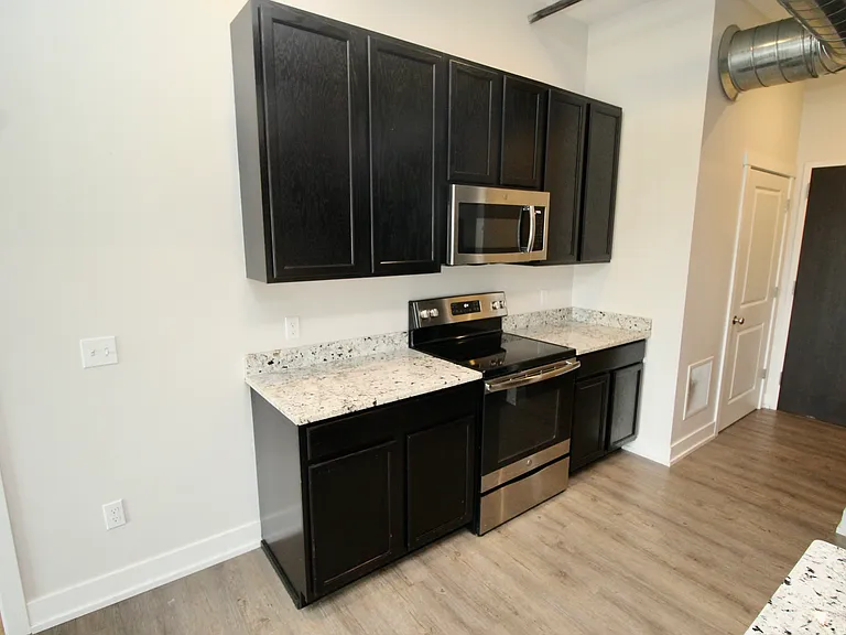 4005 Chicago Dr SW #B — Photo 9