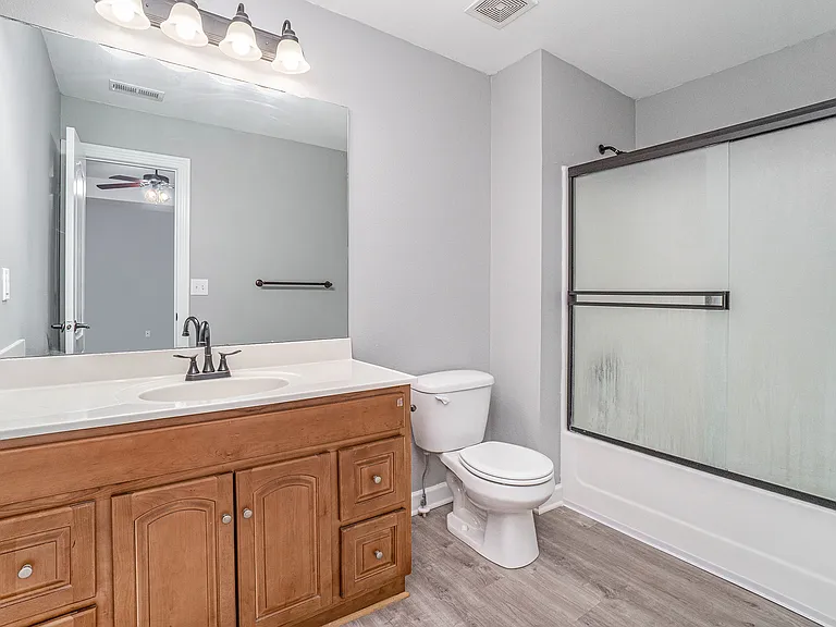 University Park TownHomes - 16432 — Photo 19