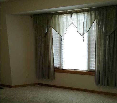 5th image of 1835 Megan Cir