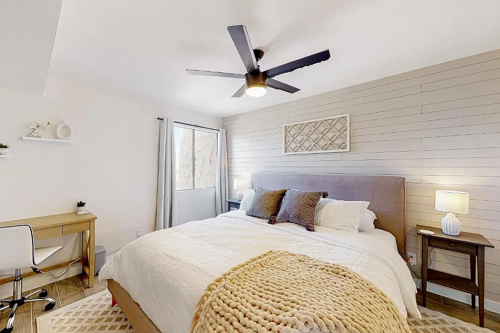 1 bed, $2,050 — Photo 2