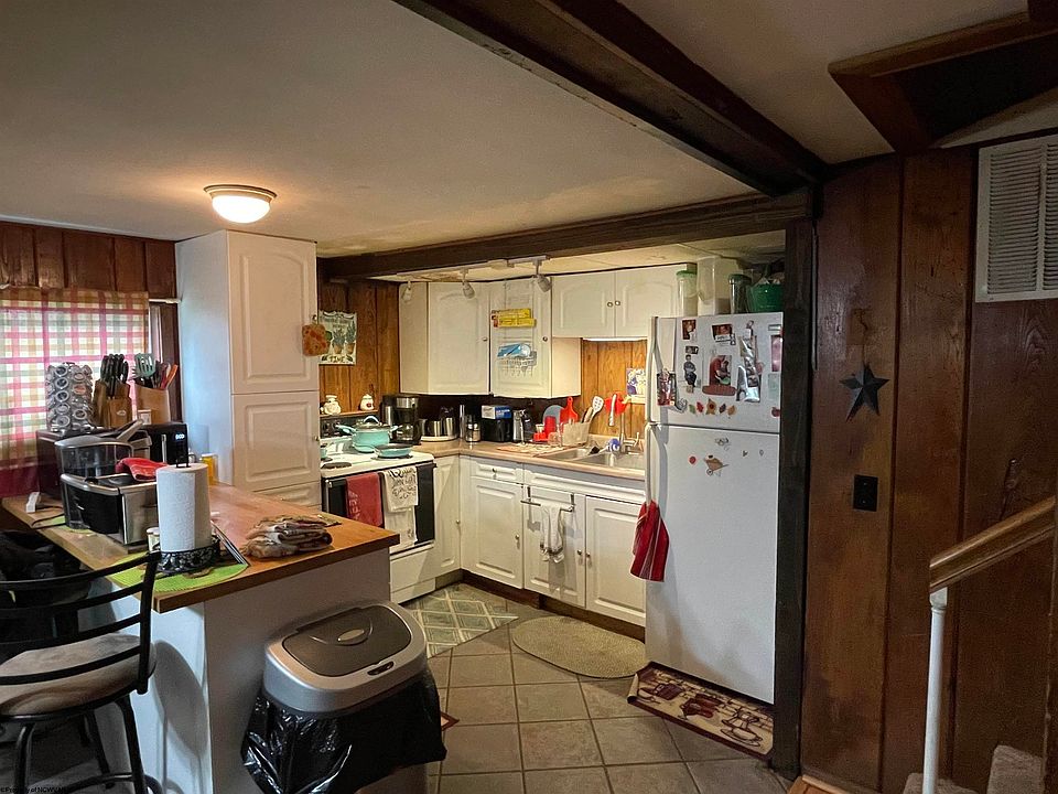 1409 Maple Lake Rd, Bridgeport, WV 26330 | Zillow