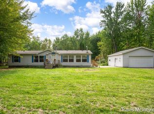 590 22 Mile Rd NW, Kent City, MI 49330