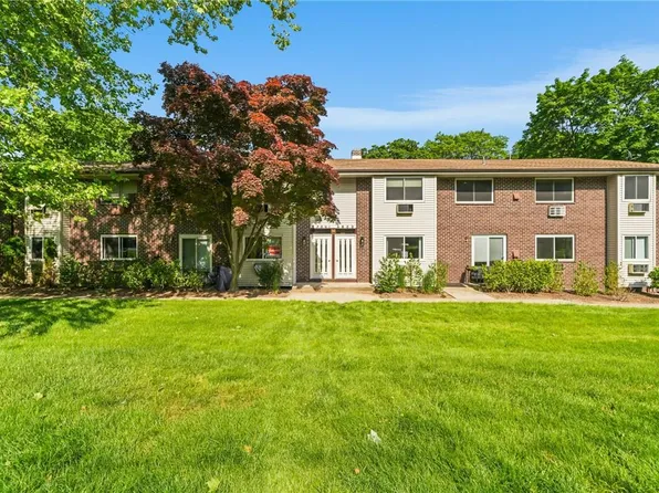 14 I Blue Hill, Orangeburg, NY 10962