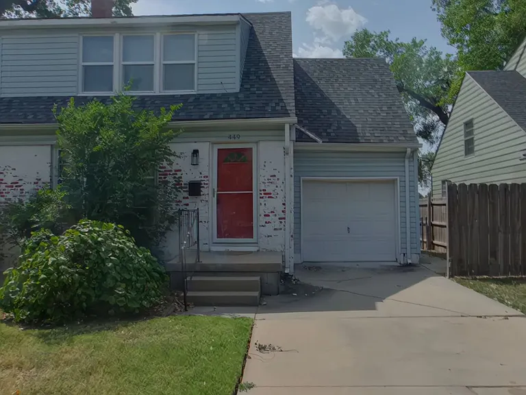 449 Harding St — Photo 1