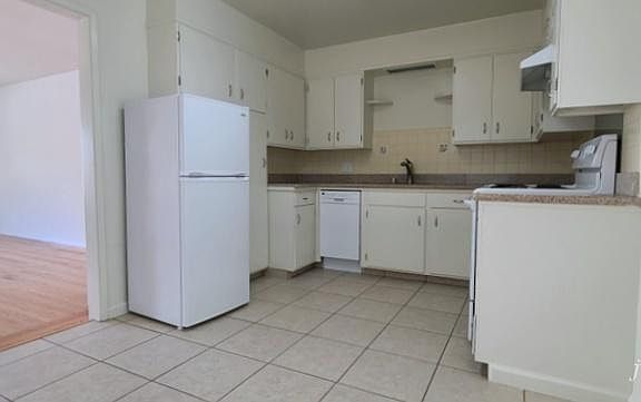 5th image of 7001 California St #104