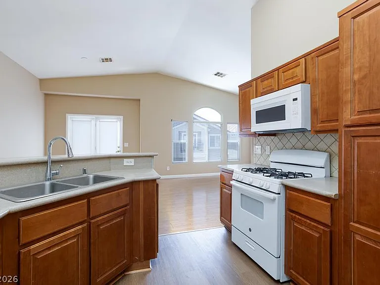 8800 Horizon Wind Ave #101 — Photo 11