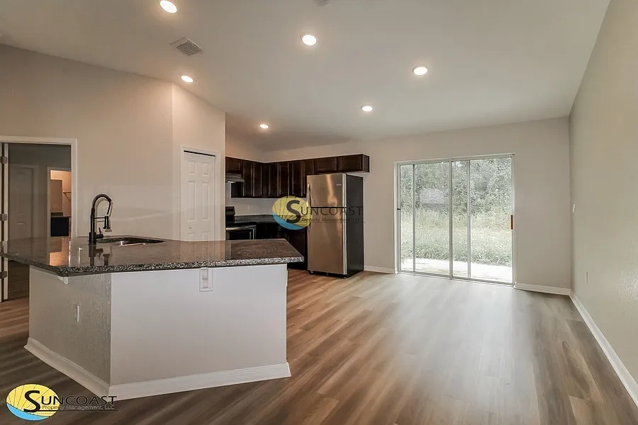 Building Photo - 6555 SW 129th Loop