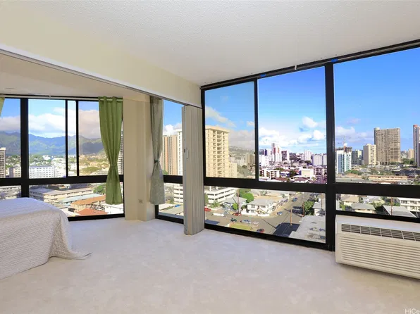 747 Wiliwili St APT 1204, Honolulu, HI 96826