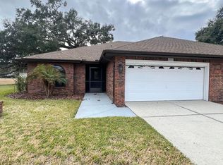 6533 Brentwood Dr, Zephyrhills, FL 33542