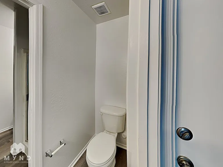 11821 W Cortez St — Photo 14