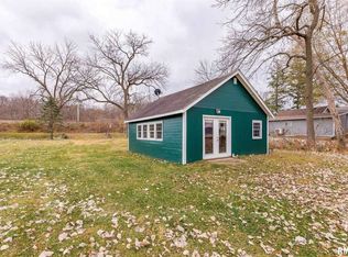 1703 Elm Shore Dr, Port Byron, IL 61275