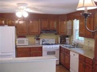 1 Cutting Ln, Burlington, MA 01803