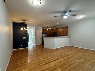 1401 Stone Manor Dr — Photo 8