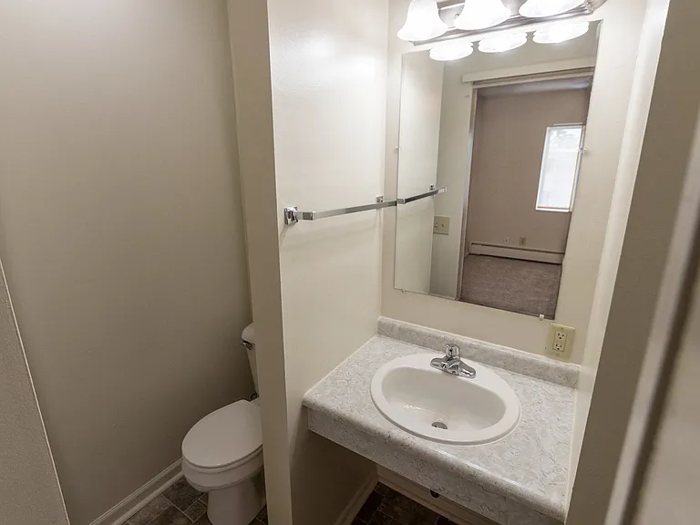 Blue Grass Manor — Photo 133