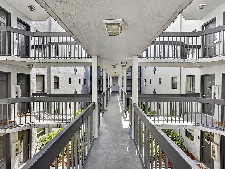 1900 N Congress Ave #201 — Photo 3