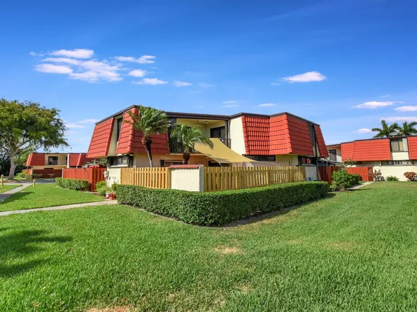 3718 Victoria Drive, West Palm Beach, FL 33406