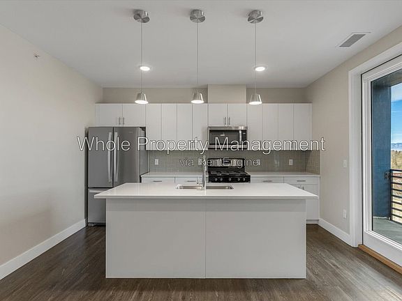 4th image of 2374 S University Blvd #501