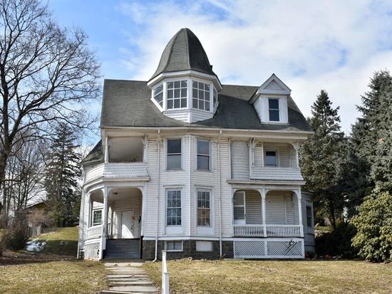 105 York Ave Towanda Pa 18848 Mls 31710800 Zillow