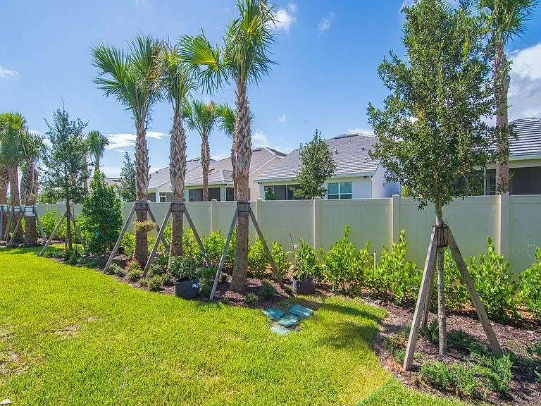 4501 Nautilus Cir — Photo 33
